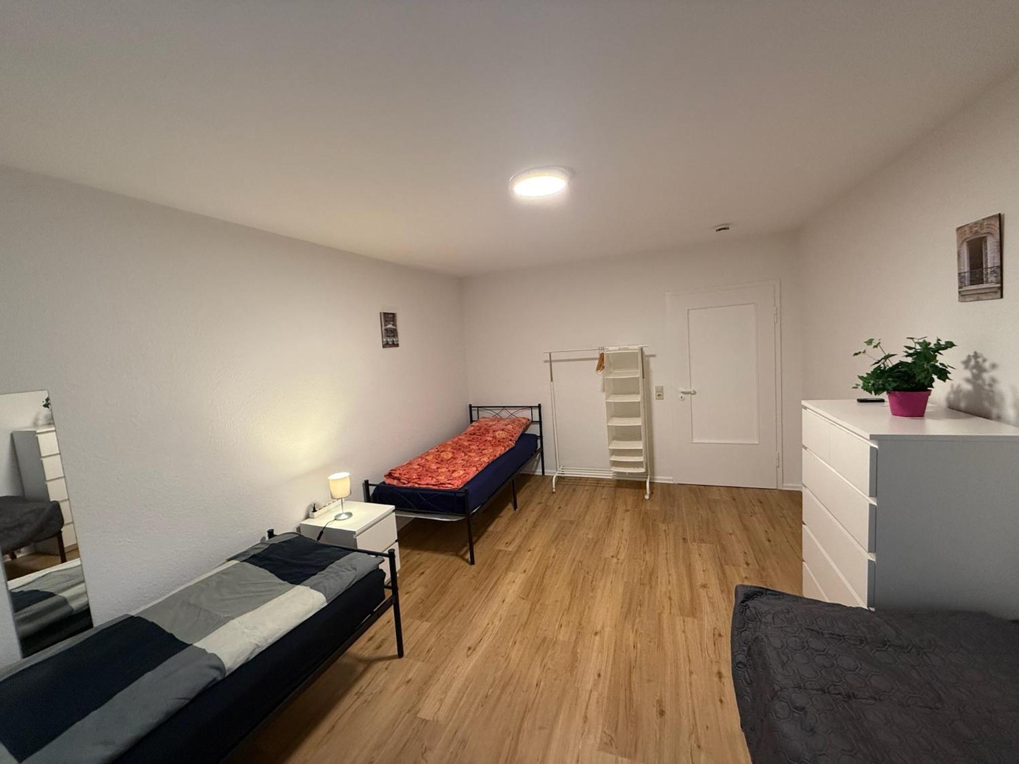 Big, Cosy And Central Apartment Karlsruhe Eksteriør billede