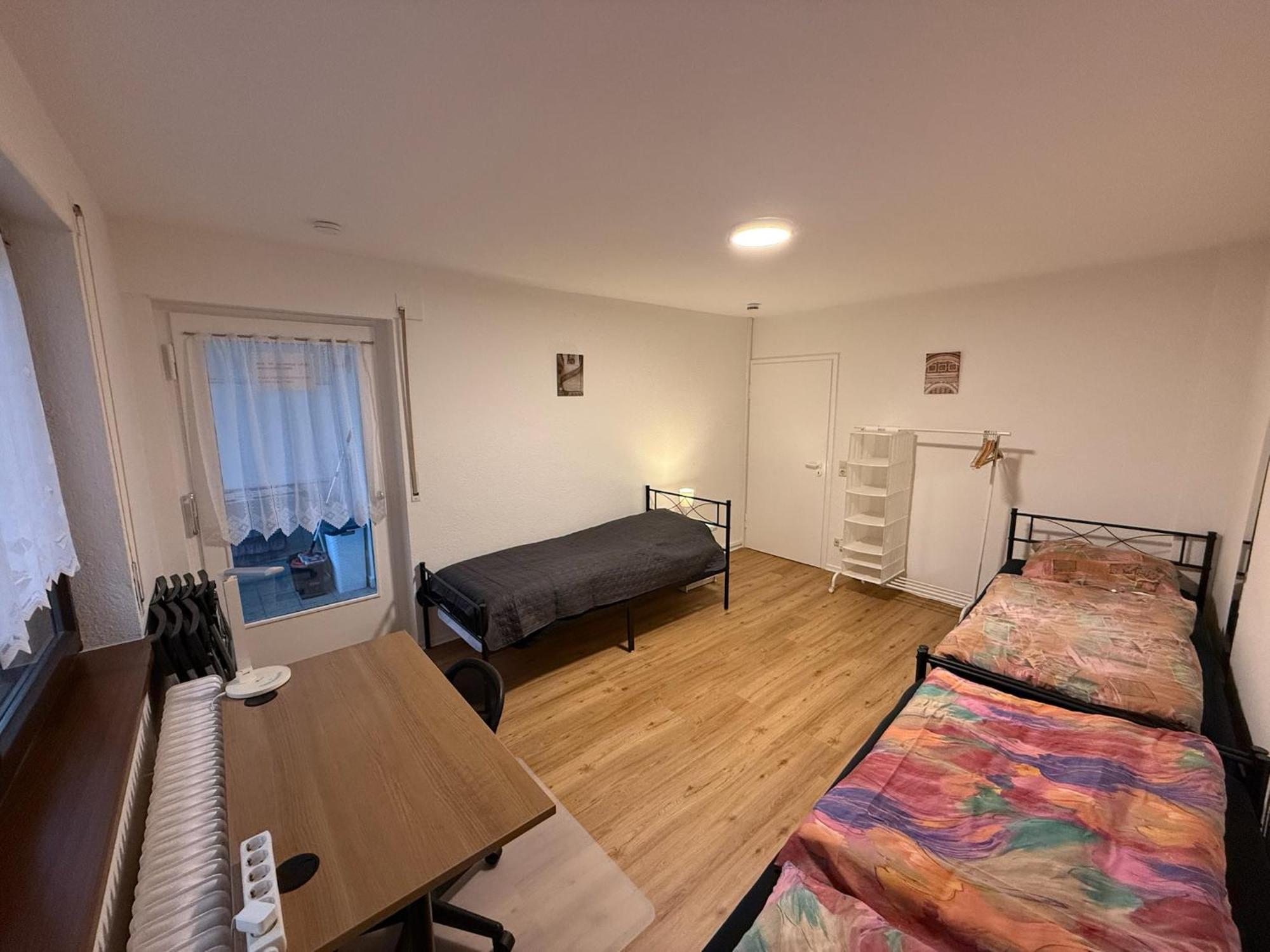 Big, Cosy And Central Apartment Karlsruhe Eksteriør billede